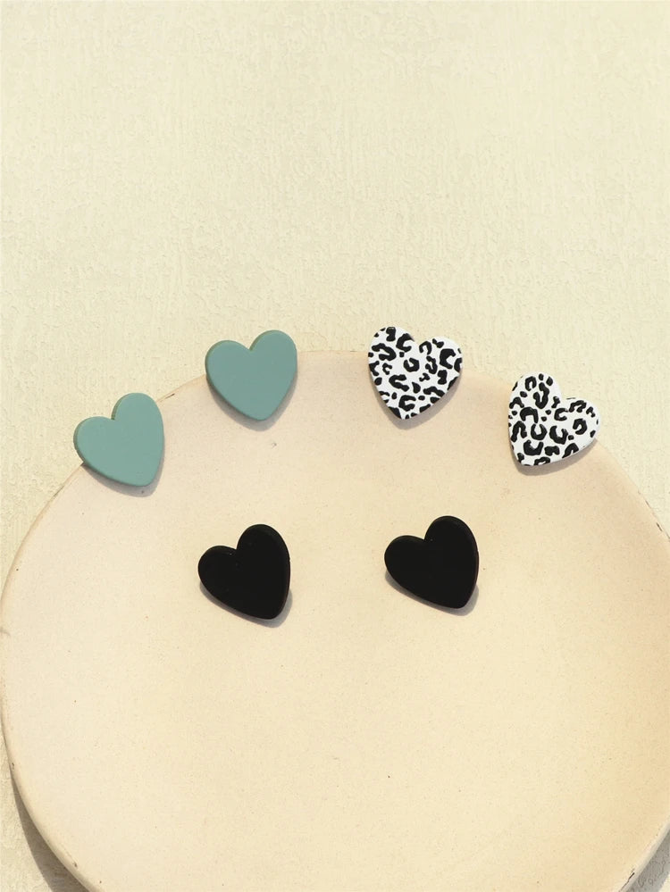 Best hoop earrings with gold for a luxurious and timeless look-Beautiful Set of 3 Heart Studs