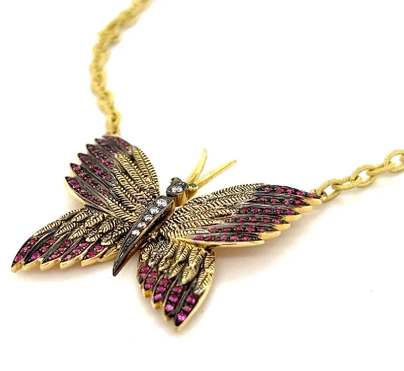 Necklaces and pendants with infinity love symbols for an eternal, romantic gesture-18kt Green Gold Butterfly Pink Sapphire Necklace