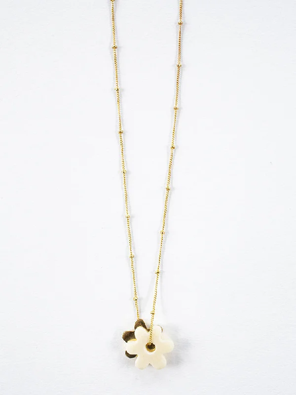 Beautiful necklaces and pendants with moon and star charms for a dreamy effect-Layered Flower Necklace - Gold